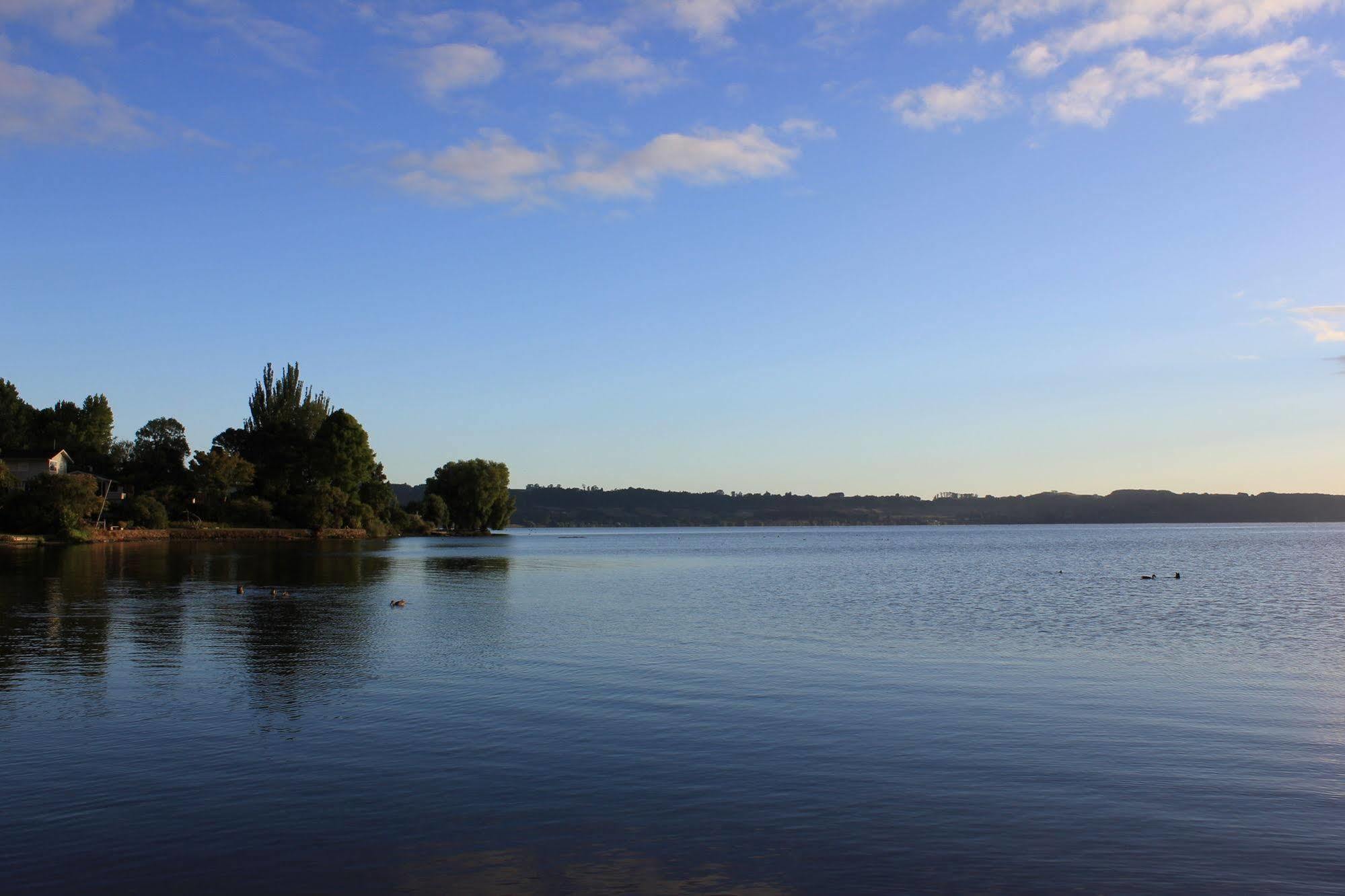 Lakeview Small Studio Rotorua Ngoại thất bức ảnh